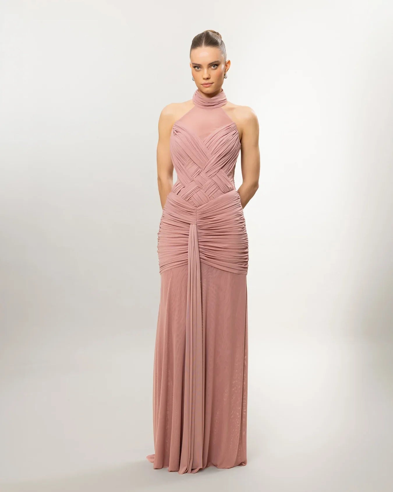 26136-Boyundan Bağlamalı Transparan Detaylı Uzun Abiye Elbise - Kenzel