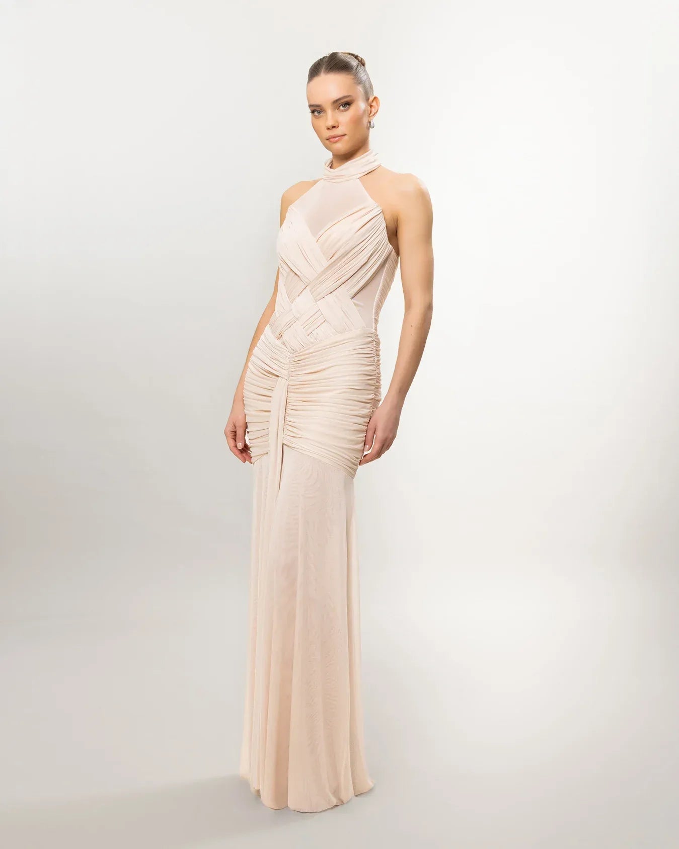 26136-Boyundan Bağlamalı Transparan Detaylı Uzun Abiye Elbise - Kenzel