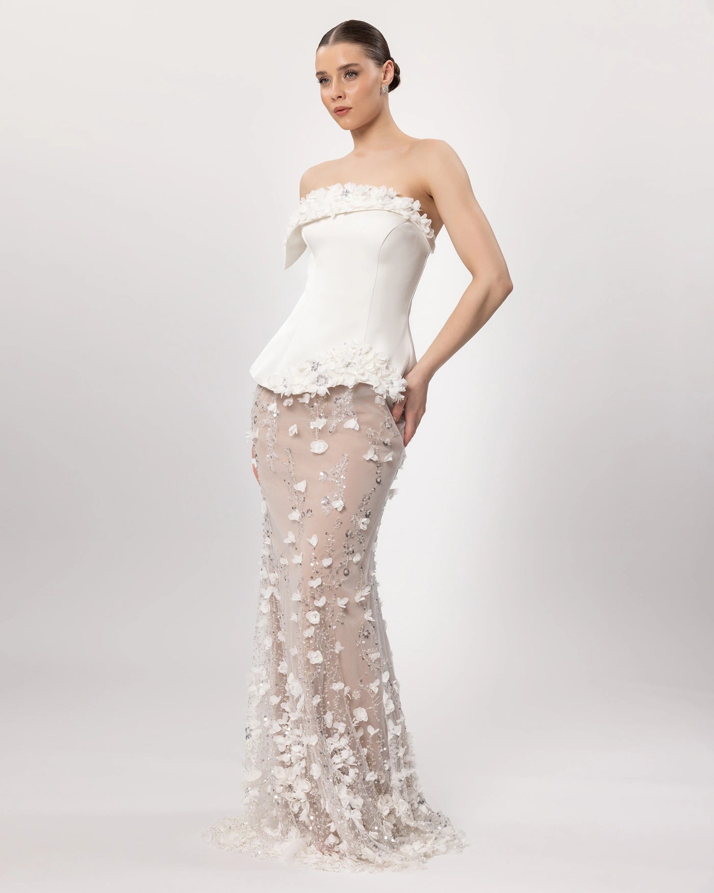 26162-Çiçek Aplikeli Straplez Couture Abiye Elbise.
