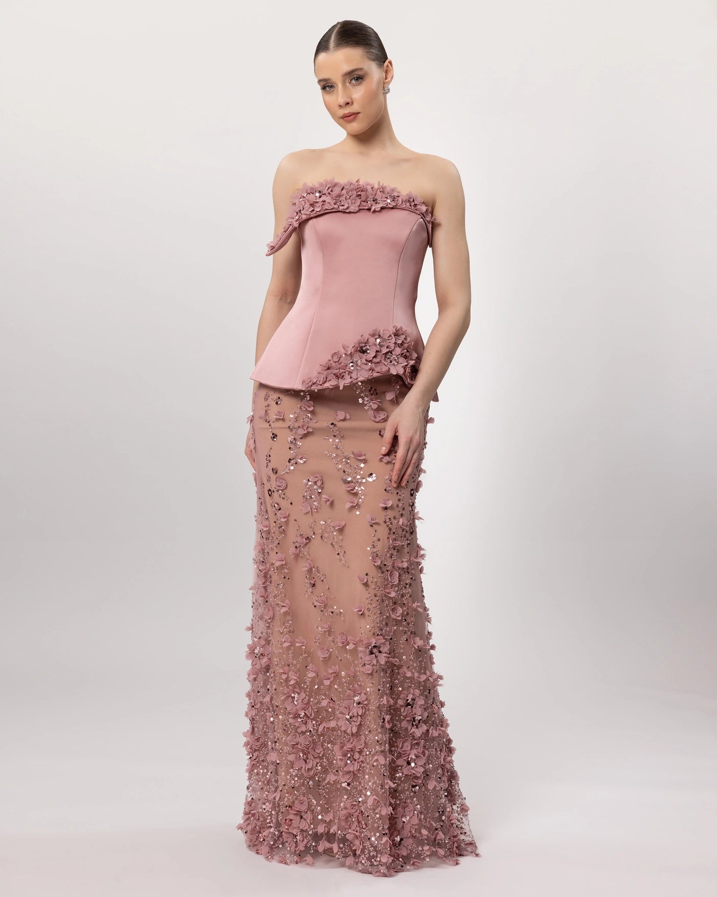 26162-Çiçek Aplikeli Straplez Couture Abiye Elbise.