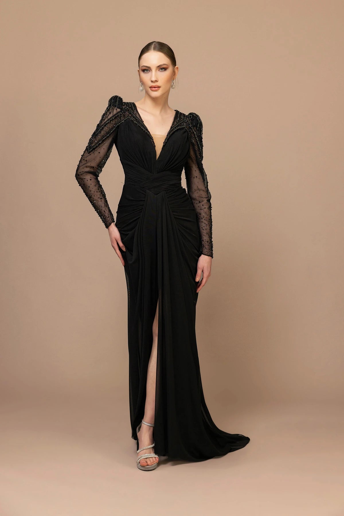 7011-Transparan Kol Yırtmaçlı Uzun Elbise