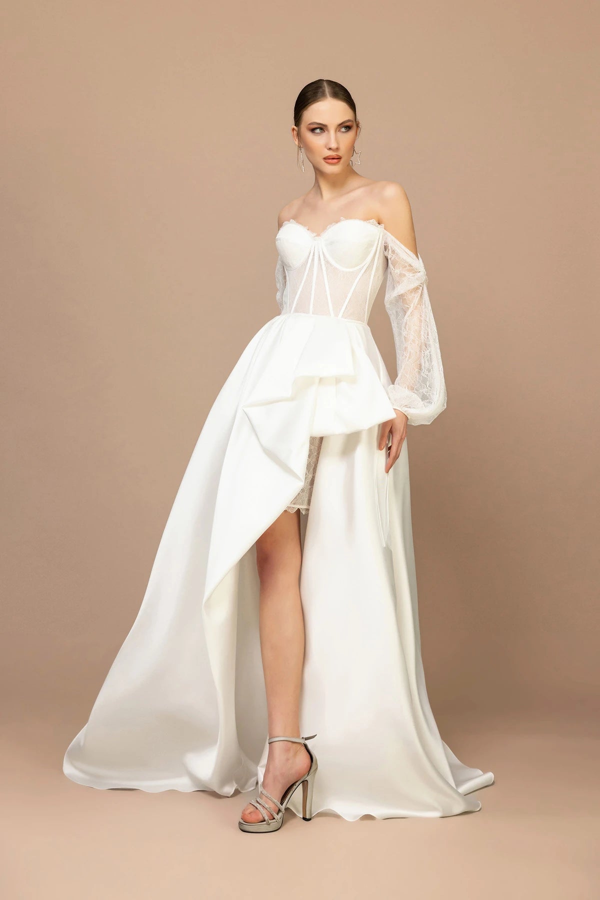 7058-Transparan Kol Detaylı Kabarık Uzun Elbise