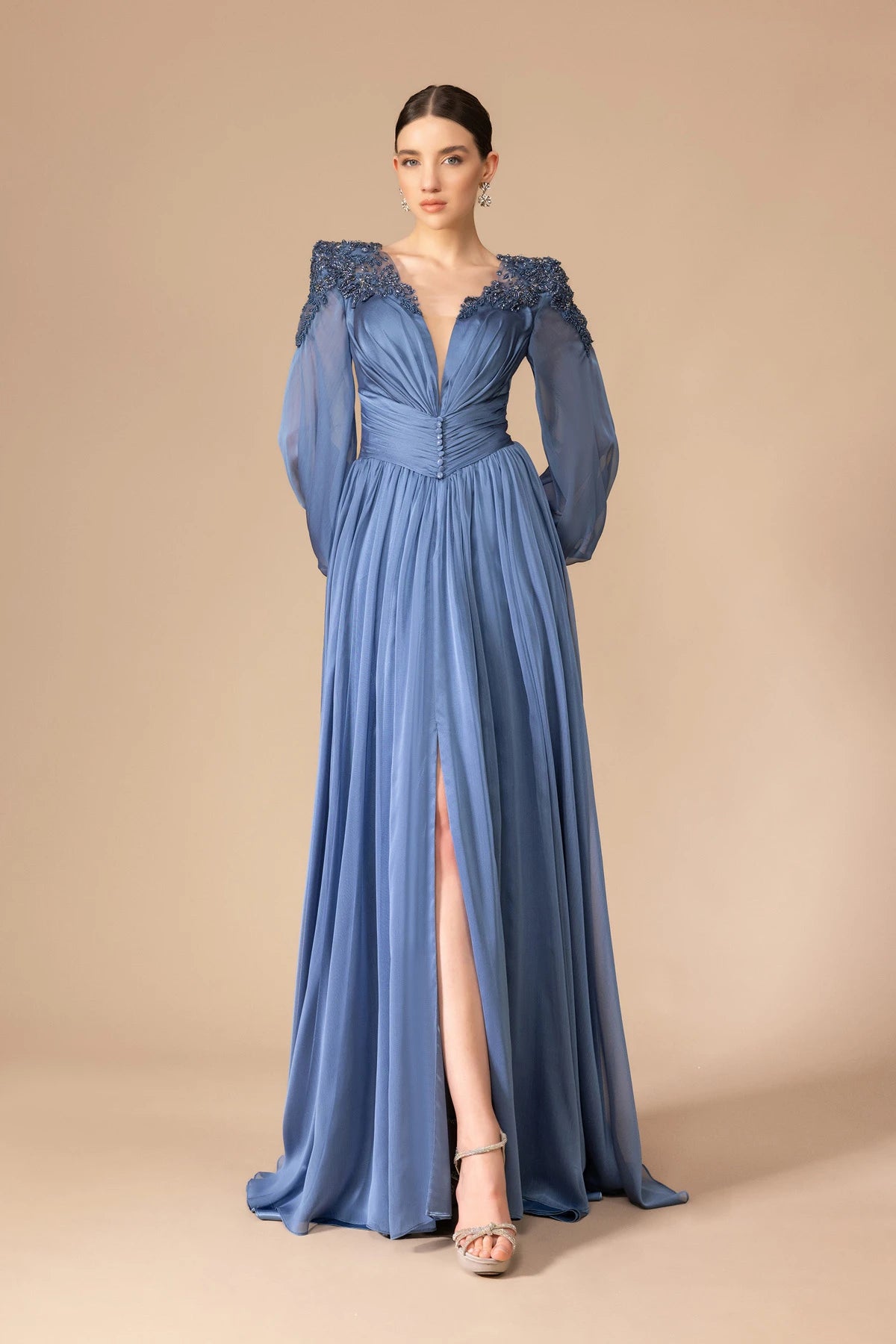 7060-Transparan Uzun Kol Uzun Abiye Elbise