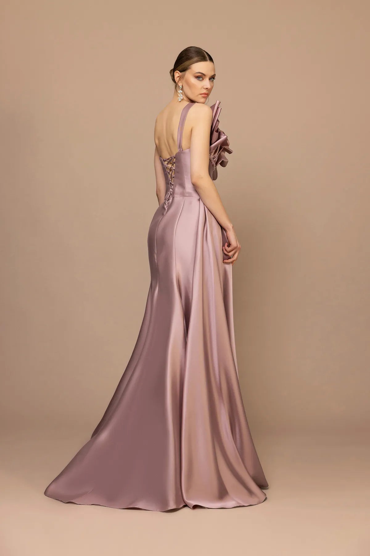 Fırfır Detaylı Yırtmaçlı Uzun Abiye 7147