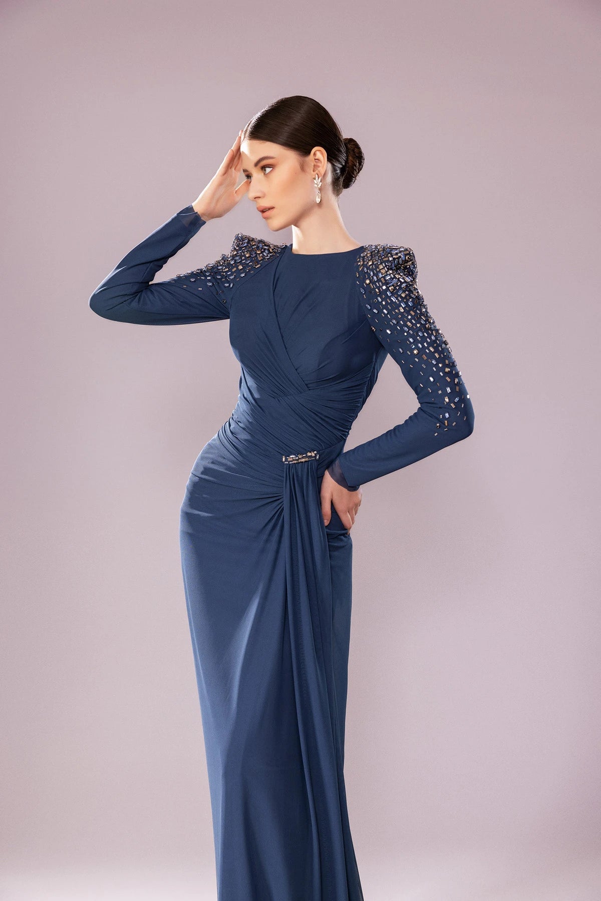 7201 - Taş İşlemeli Uzun Kollu Tesettür Elbise