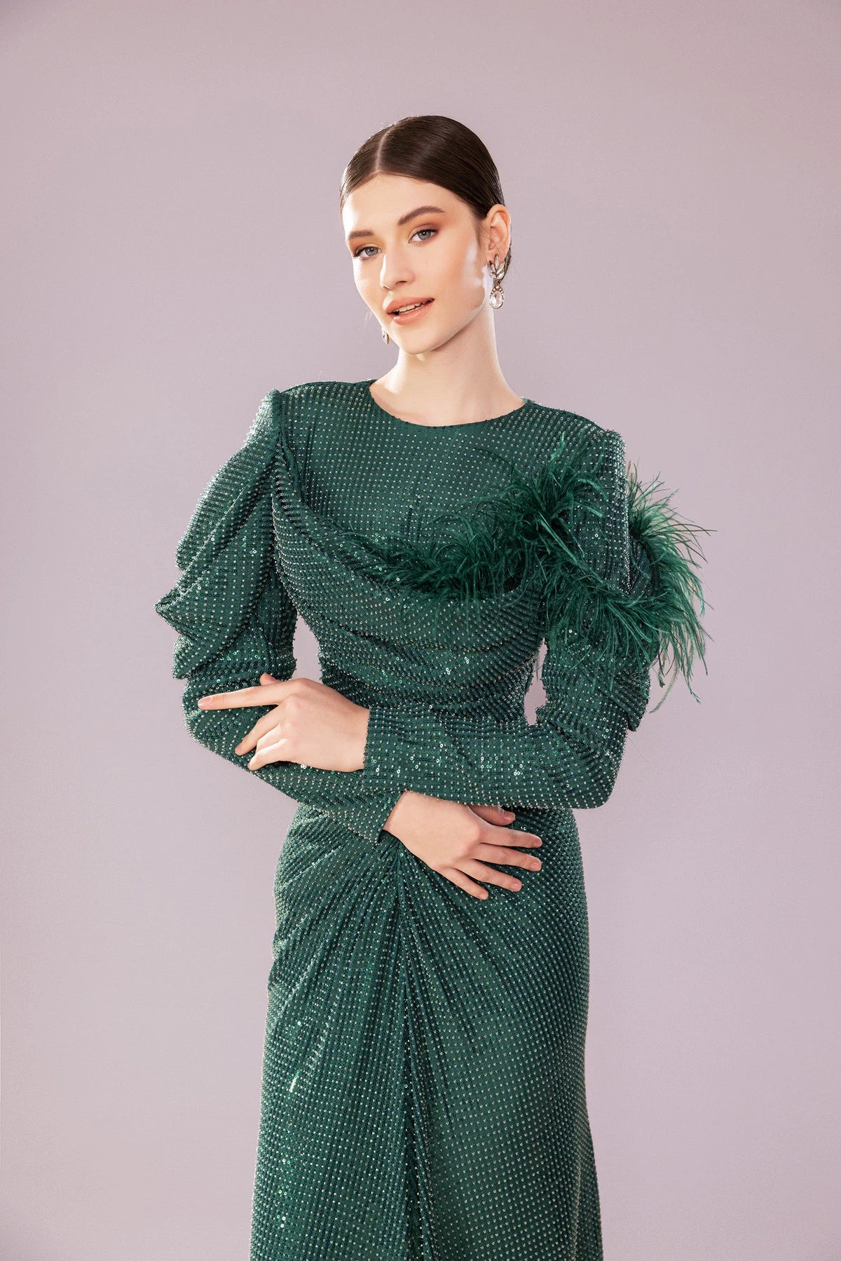 7202-Otrişli Payet Kumaş Uzun Tesettür Abiye Elbise