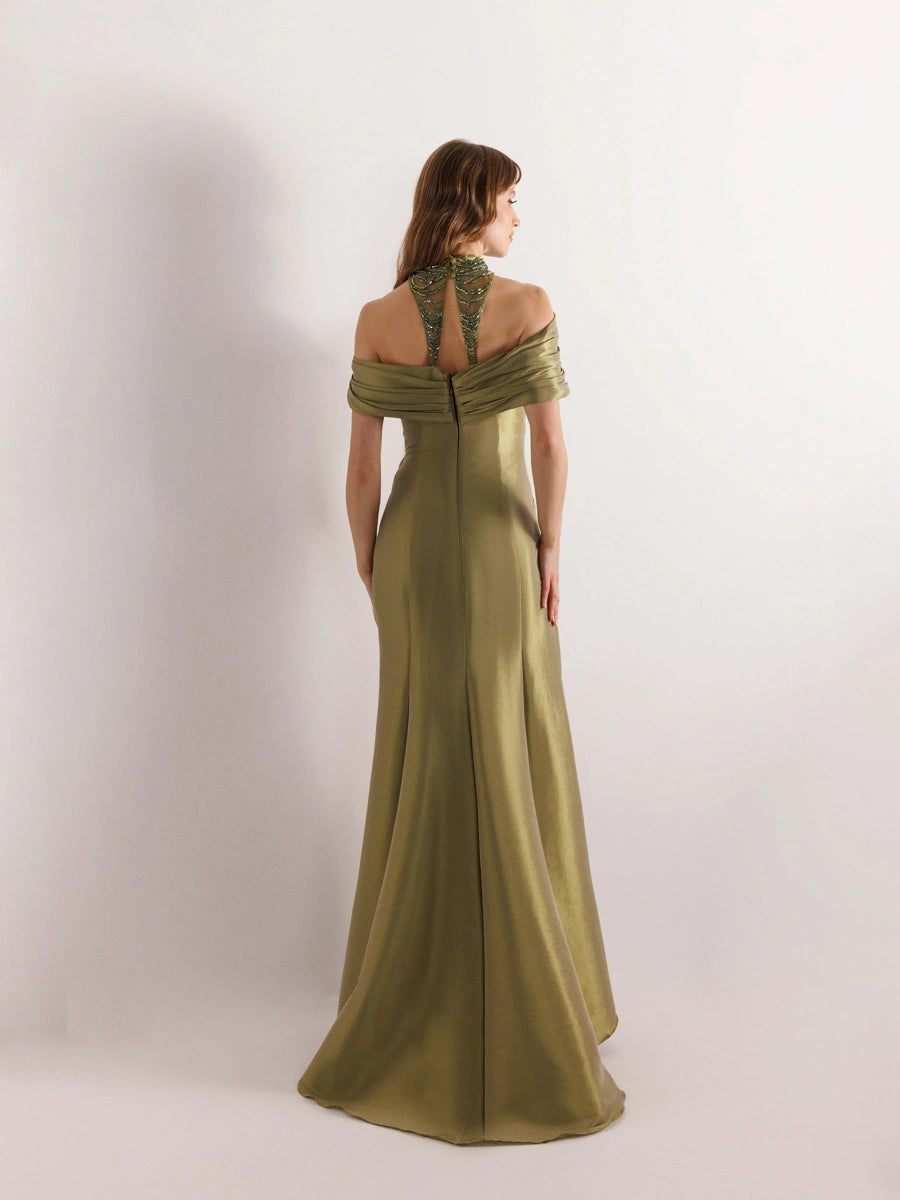 A25015-Hakim Yaka Straplez Görünümlü Drapeli Balık Abiye Elbise