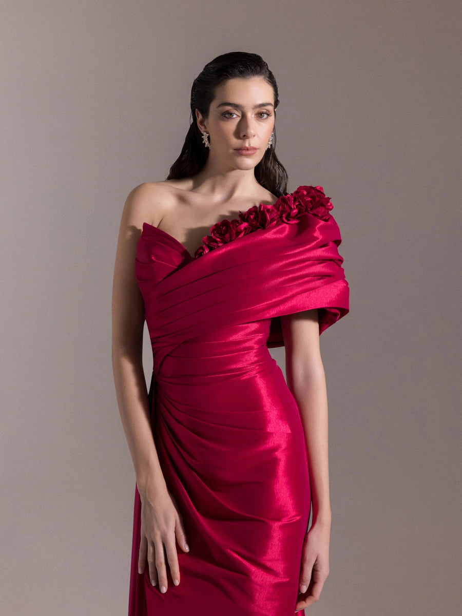 A25030-Çiçek Detaylı Yırtmaçlı Balık Abiye Elbise