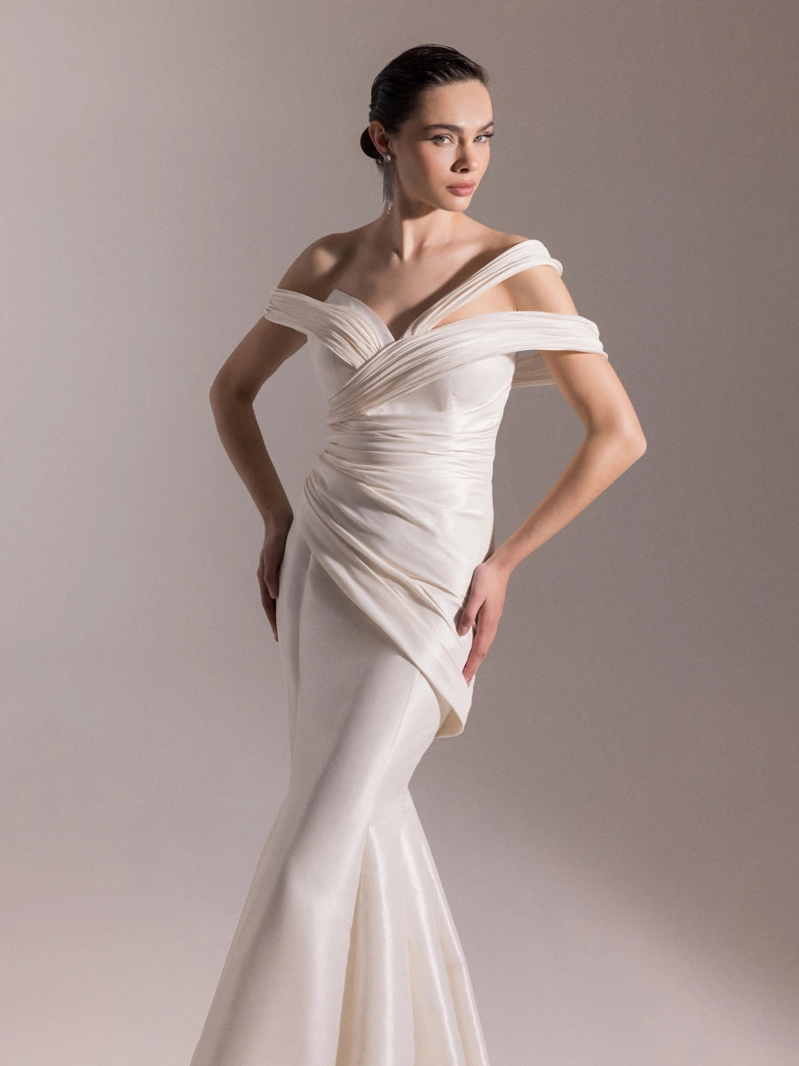 A25034-Kolları Şal Görünümlü Piliseli Balık Elbise