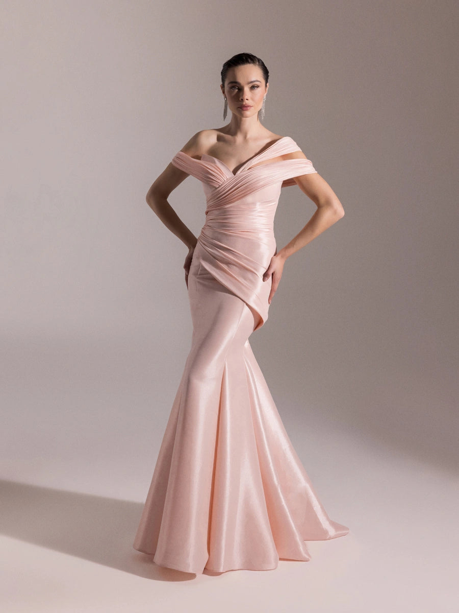 A25034-Kolları Şal Görünümlü Piliseli Balık Elbise