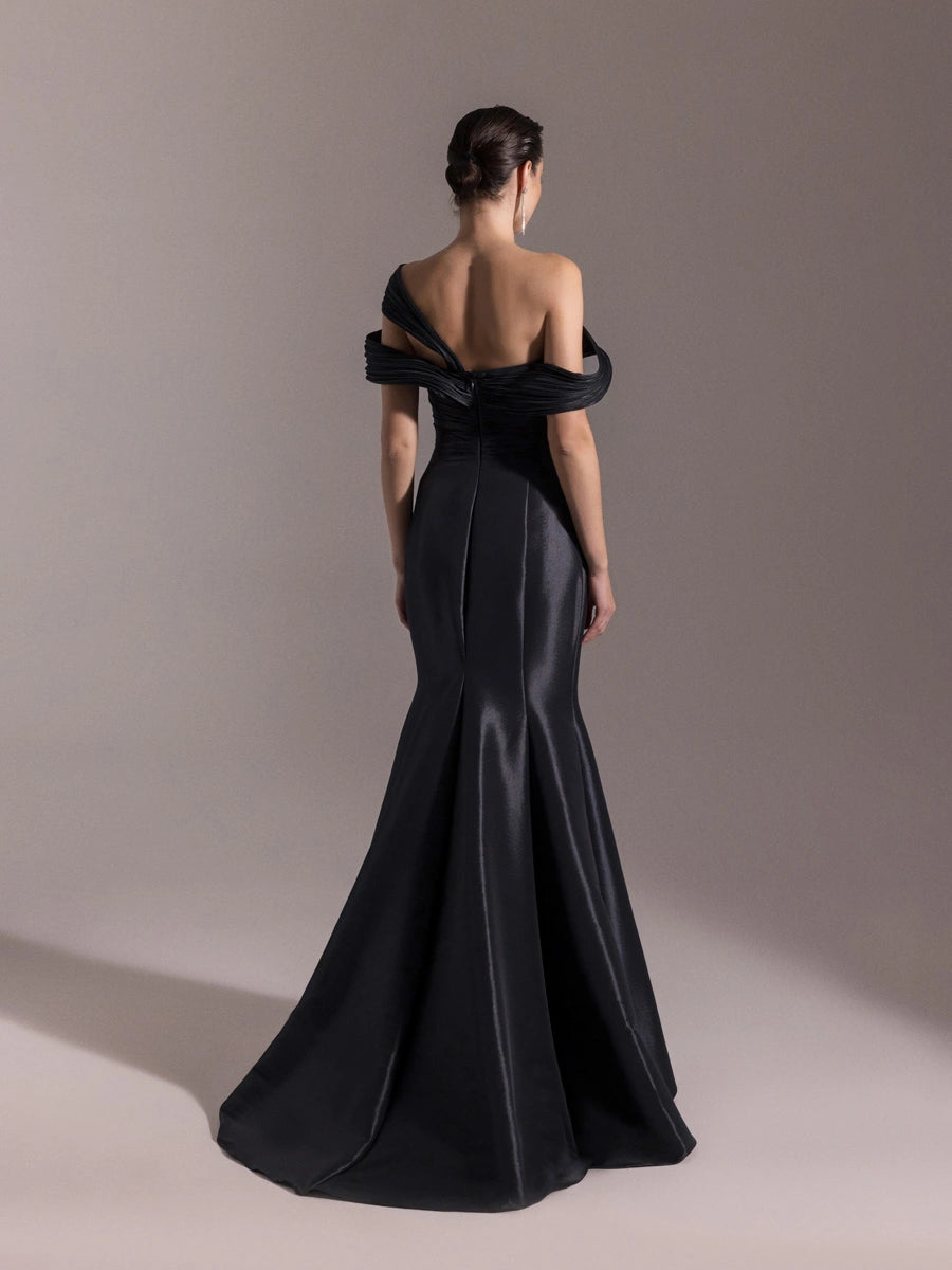 A25034-Kolları Şal Görünümlü Piliseli Balık Elbise