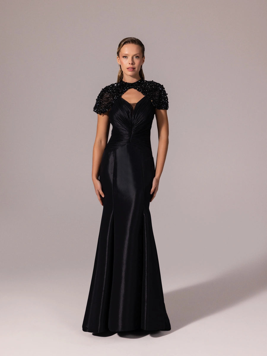 A25056-İşleme Omuz Detaylı Balık Abiye Elbise