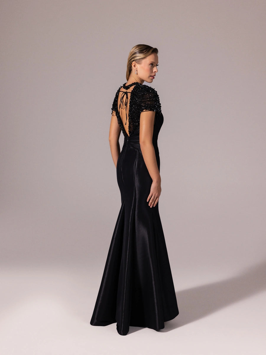 A25056-İşleme Omuz Detaylı Balık Abiye Elbise