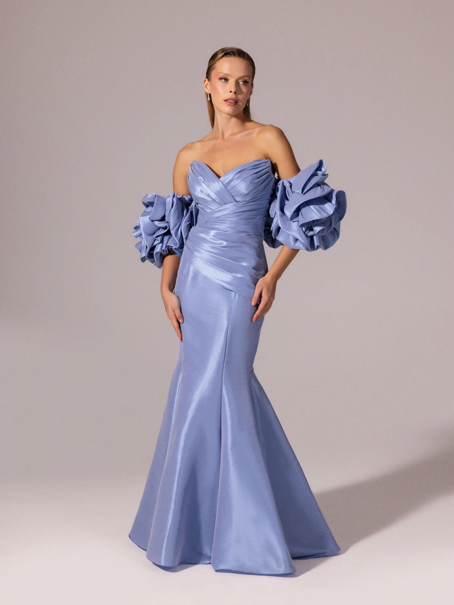 A25068-Straplez Drapeli Balon Kollu Uzun Abiye Elbise