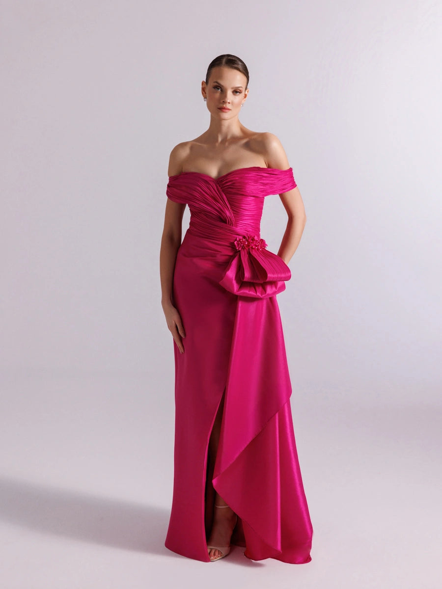 A25086-Şal Kollu Yanı Kuyruklu Ve Yırtmaçlı Balık Abiye