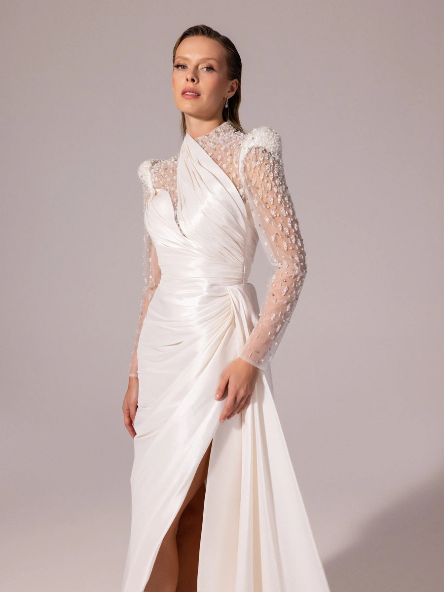 A25096-Kolları İşlemeli Asimetrik Drapeli Balık Abiye Elbise