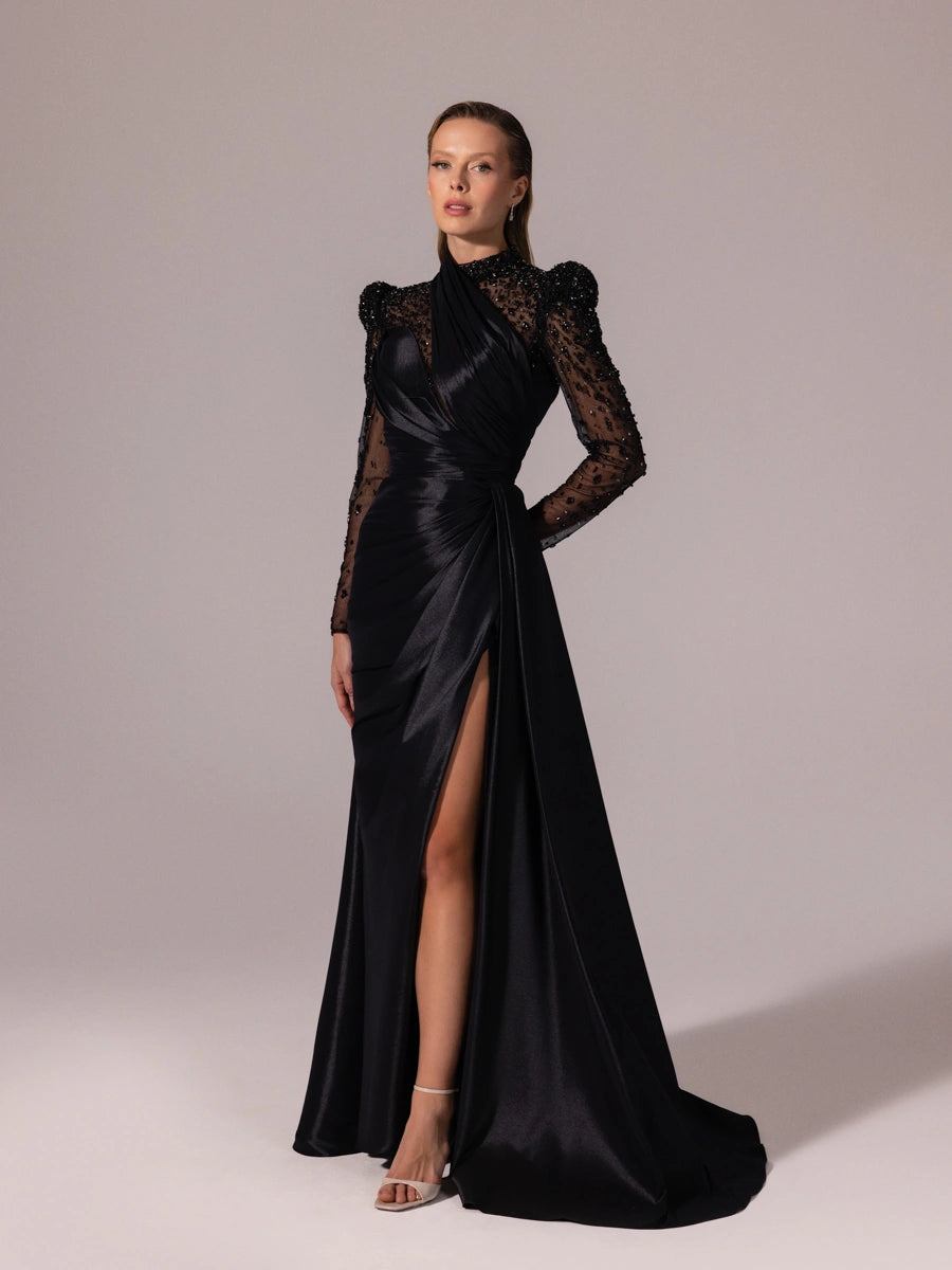 A25096-Kolları İşlemeli Asimetrik Drapeli Balık Abiye Elbise