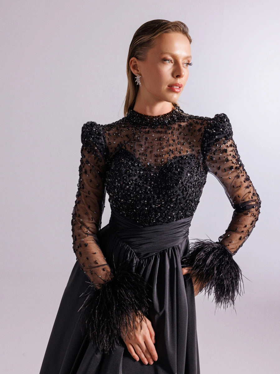 A25100-Hakim Yaka Uzun Kollu Taş İşlemeli Uzun Abiye Elbise