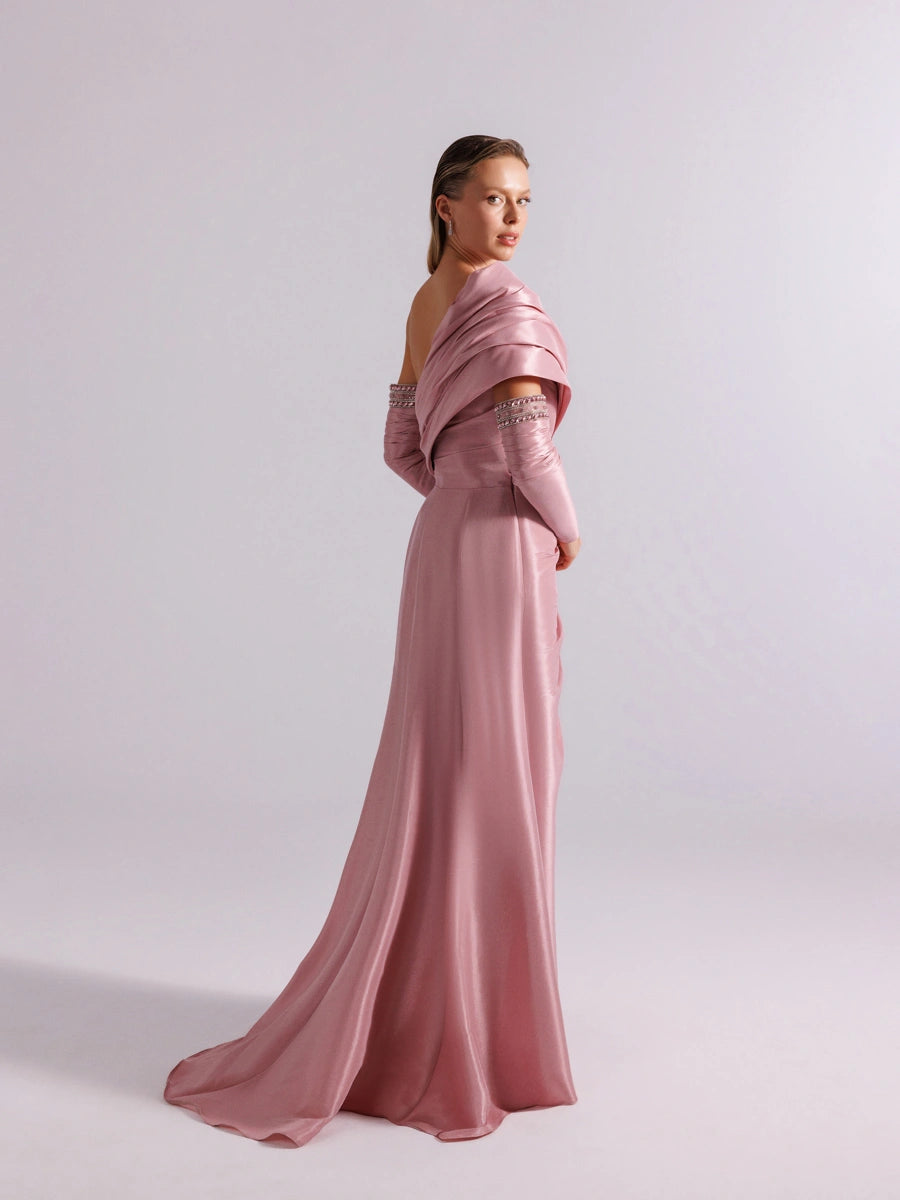 A25102-Straplez Tek Omuz Göğüsü ve kolları İşleme Detaylı Balık Abiye