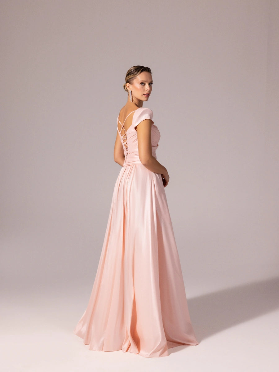 A25110-Vatkalı Kısa Kollu Gül Detaylı Kabarık Abiye Elbise