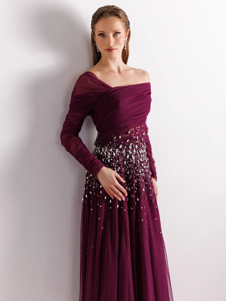 A25127-Straplez Uzun Kollu Full beden İşlemeli Prenses Abiye Elbise