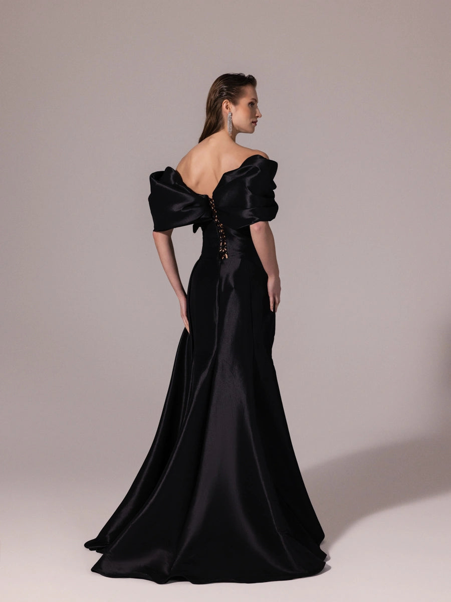 A25177-Straplez Şal Kol Çiçek Detaylı Yırtmaçlı Balık Abiye Elbise