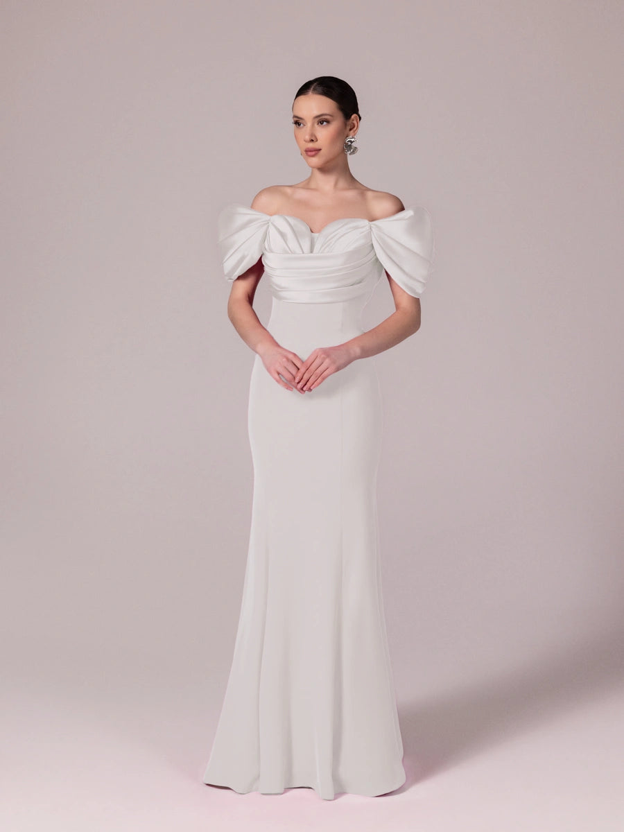 A25185-Kalp Yaka Degajeli Saten Garnili Uzun Abiye Elbise