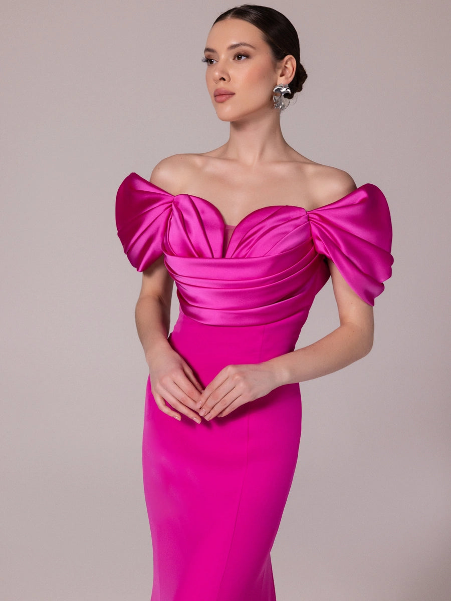 A25185-Kalp Yaka Degajeli Saten Garnili Uzun Abiye Elbise