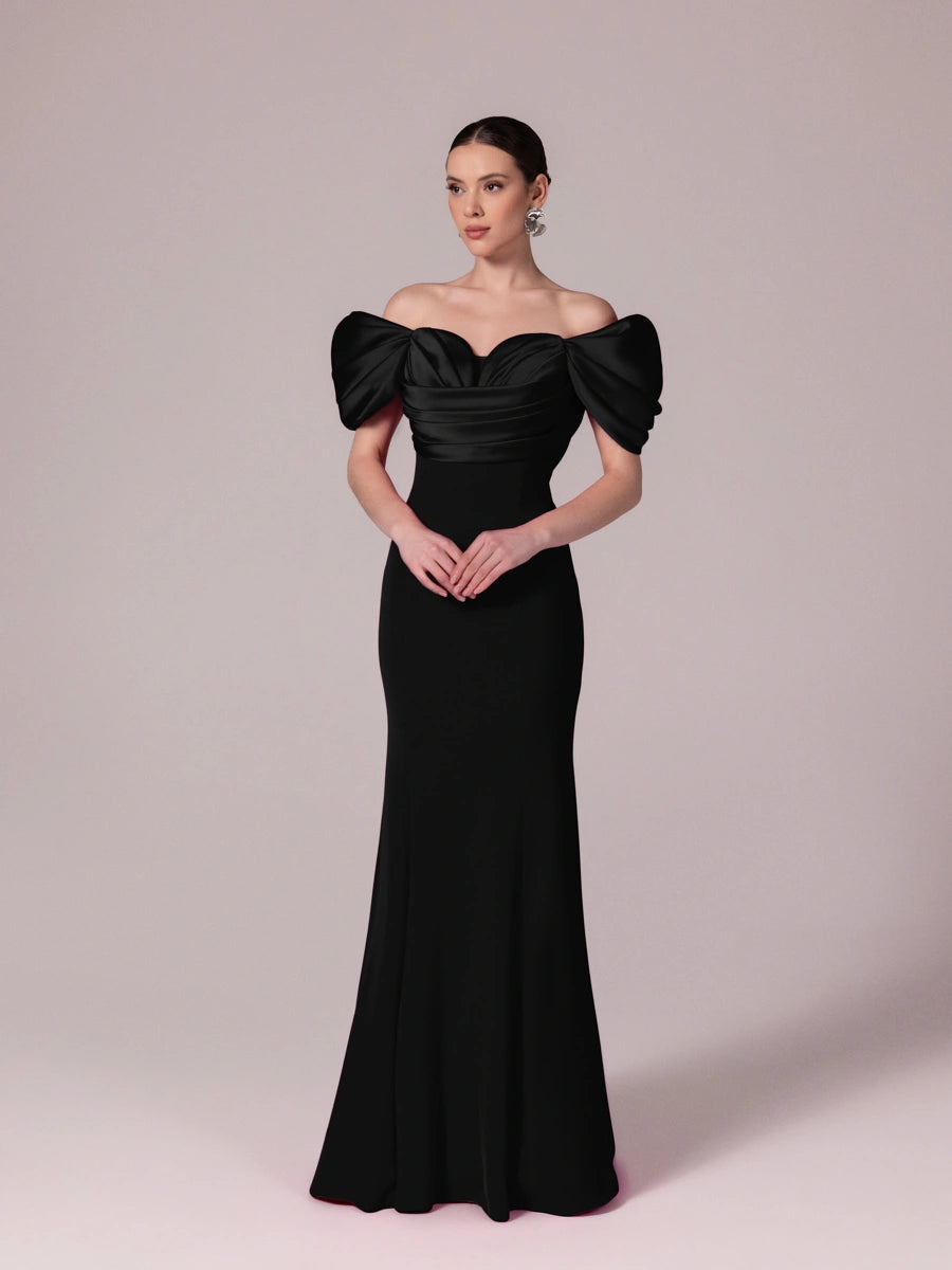 A25185-Kalp Yaka Degajeli Saten Garnili Uzun Abiye Elbise