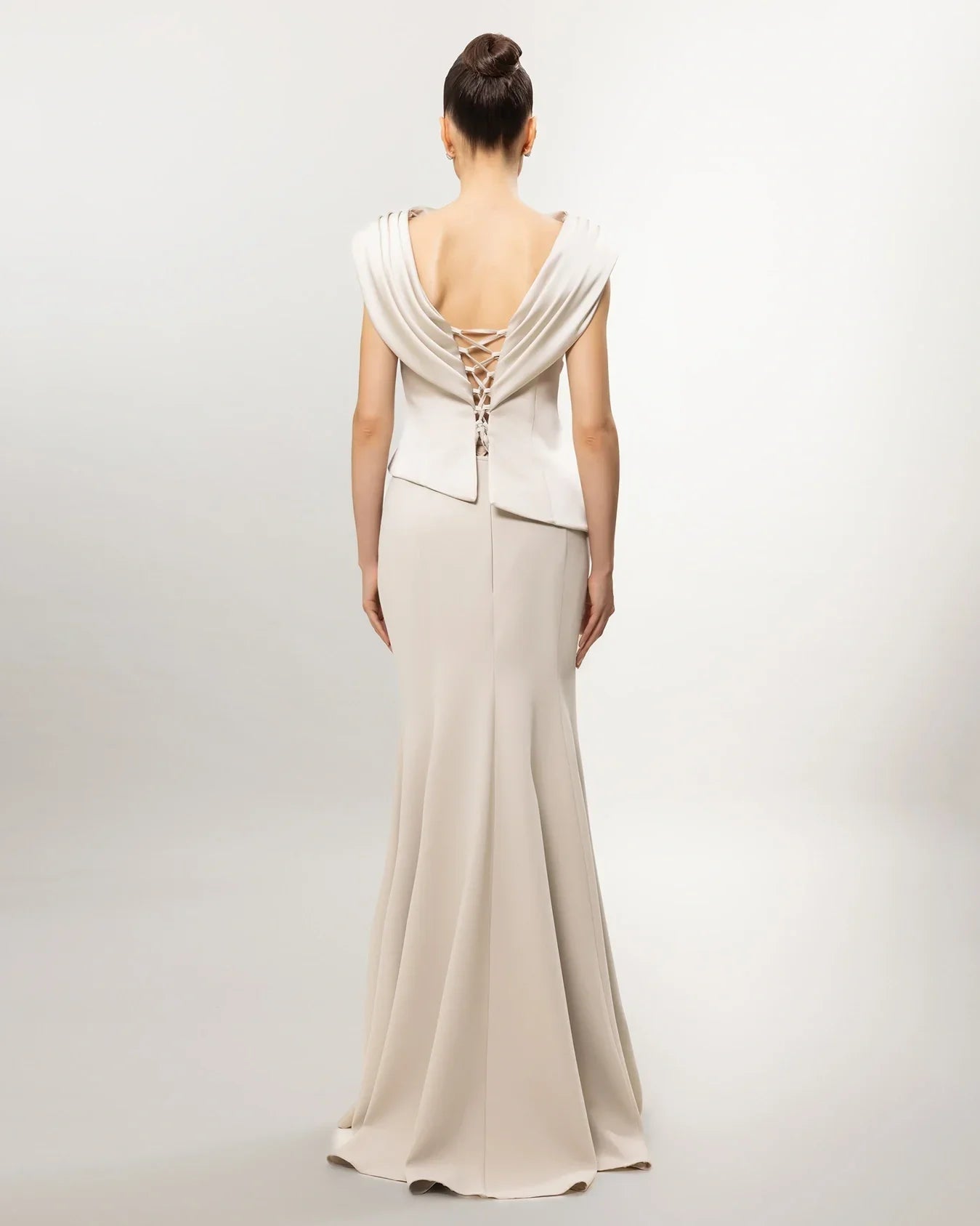 A26028-Drapeli Yaka Peplum Detaylı Balık Abiye Elbise - Kenzel