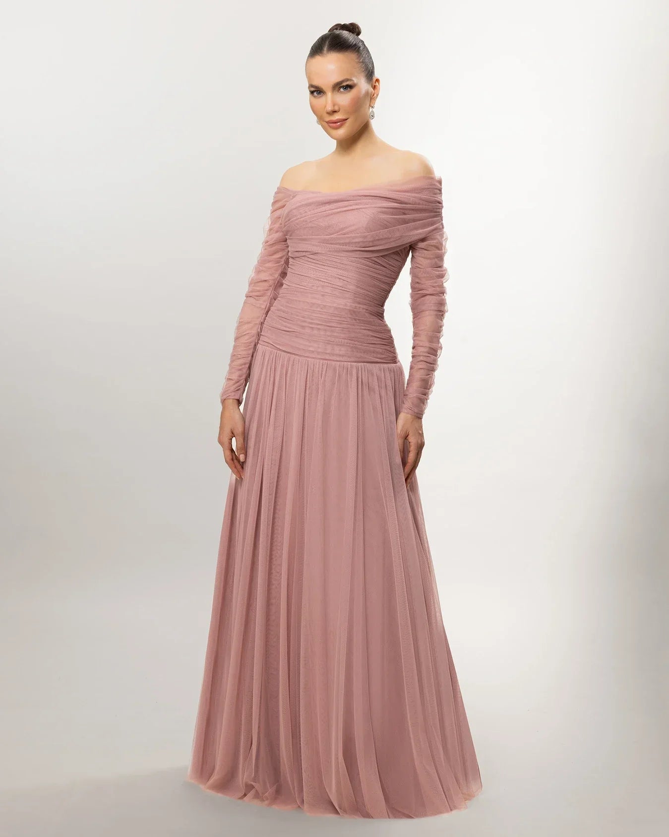A26111-Düşük Omuz Uzun Kollu Drape Detaylı Abiye - Kenzel