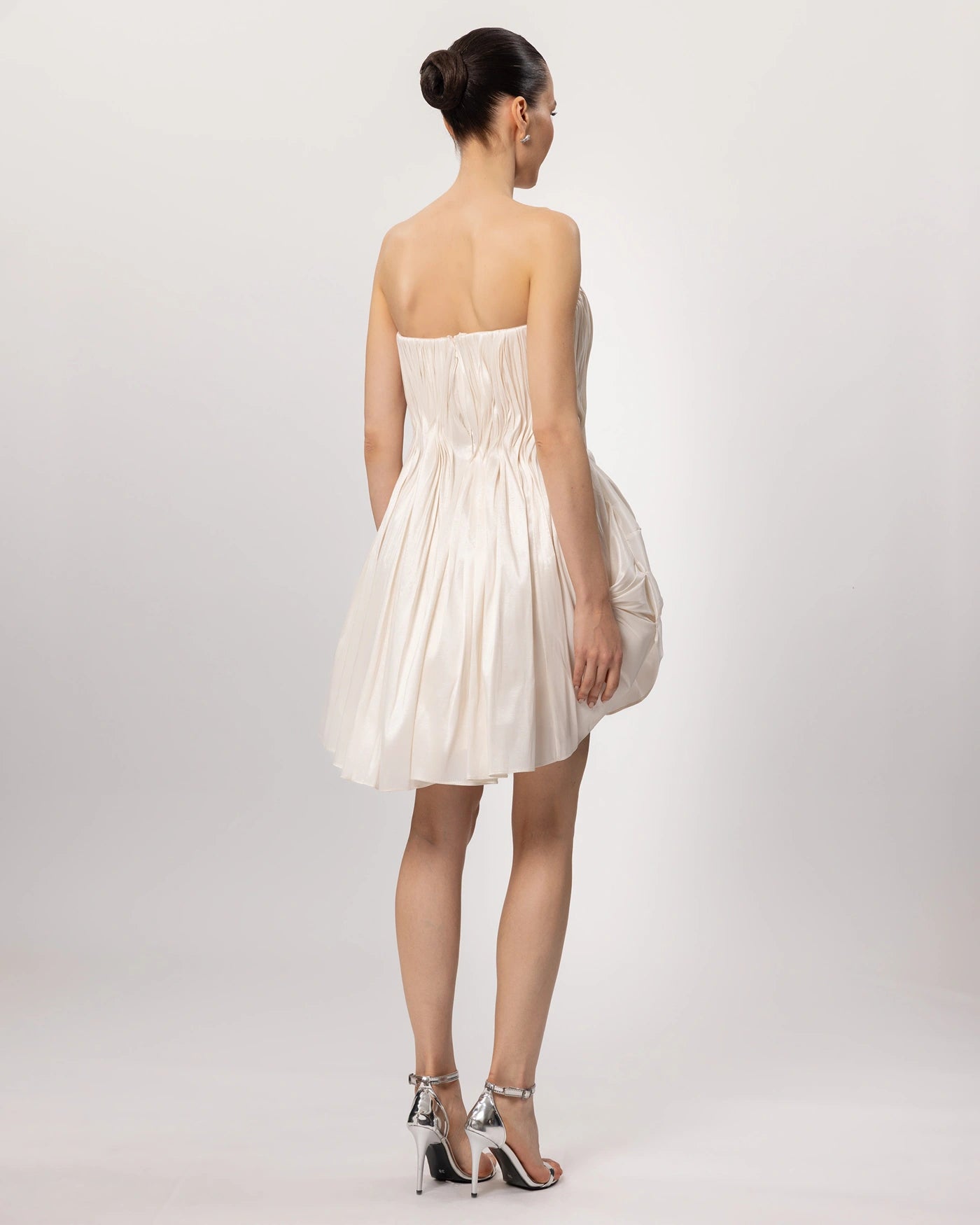 E26300-Modern Straplez Mini Davet Elbisesi